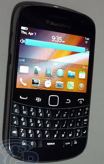 blackBerry bold touch